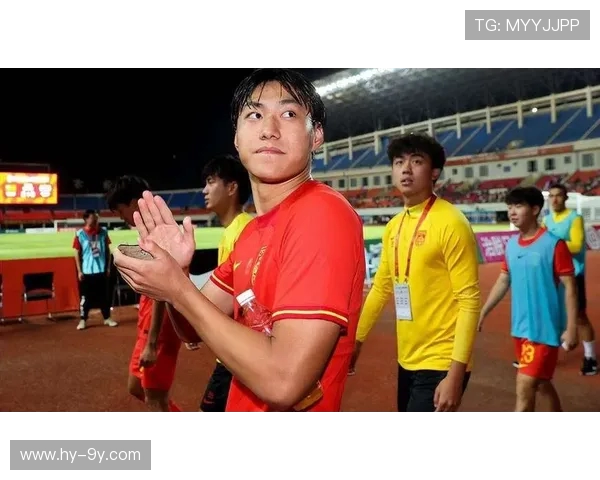 徐州球员踏上西班牙留洋之路 持续探索与挑战足球梦想